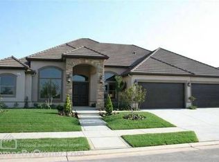 1817 N Rector Ave, Clovis, CA 93619