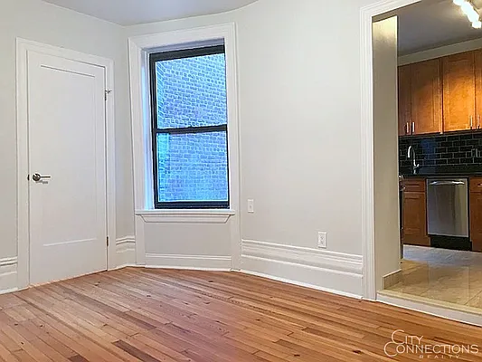 Rented by City Connections Realty | media 29