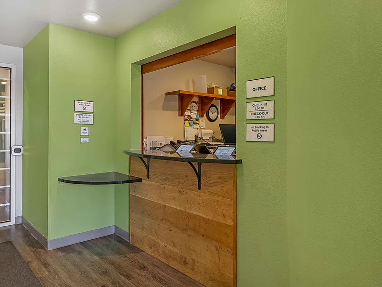 Lobby and Guest Check-in