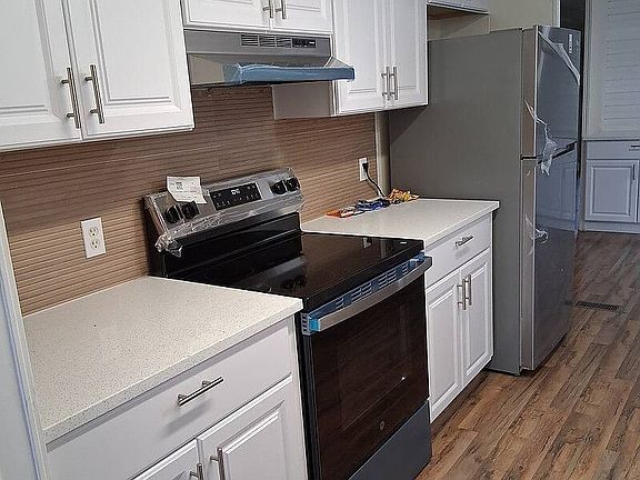 2nd image of 14901 Spyglass St #107