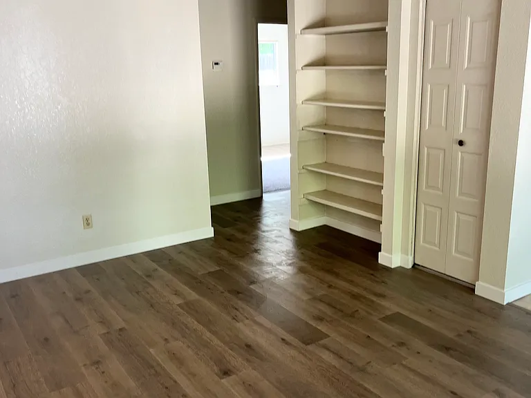 1809 Monarch Ln — Photo 5