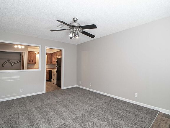 2nd image of 3055 Woody Ln