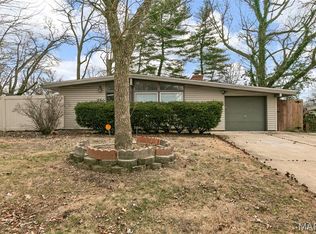 750 Saint Anthony Ln, Florissant, MO 63033