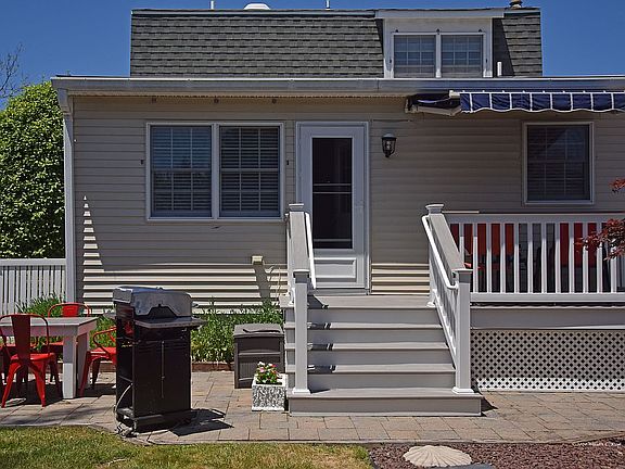 Deck, Grill and table for 8