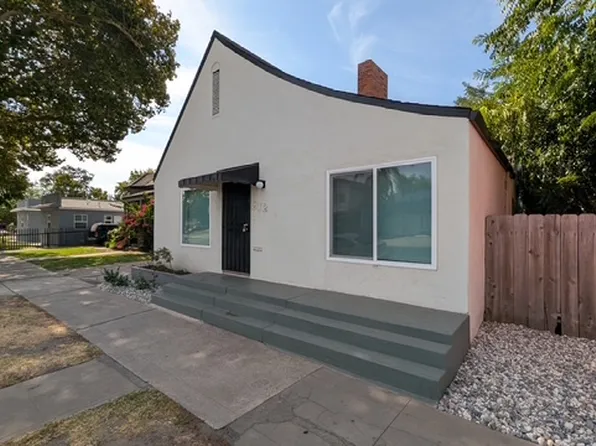 212 E Pine St, Lodi, CA 95240
