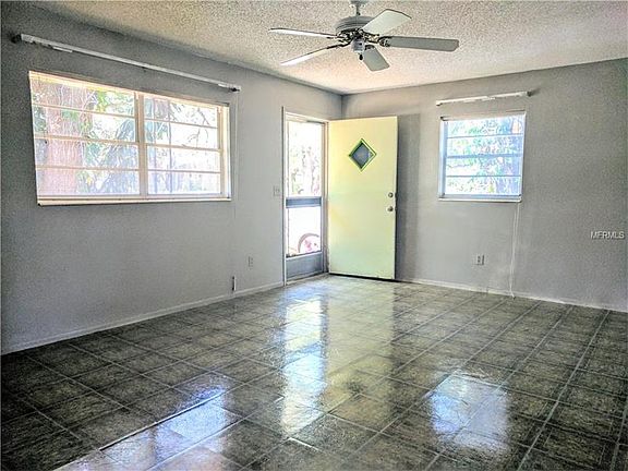 5th image of 2109 W Clifton St