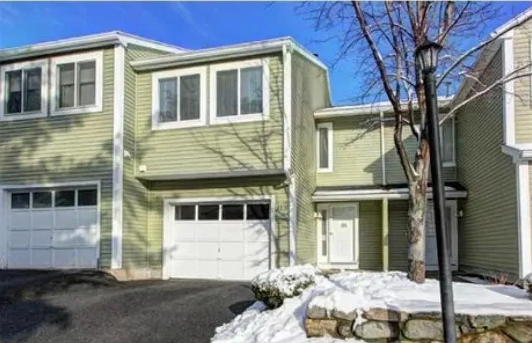 43 Curtis Ave — Photo 1