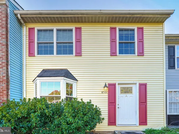 8501 White Pine Dr, Manassas Park, VA 20111