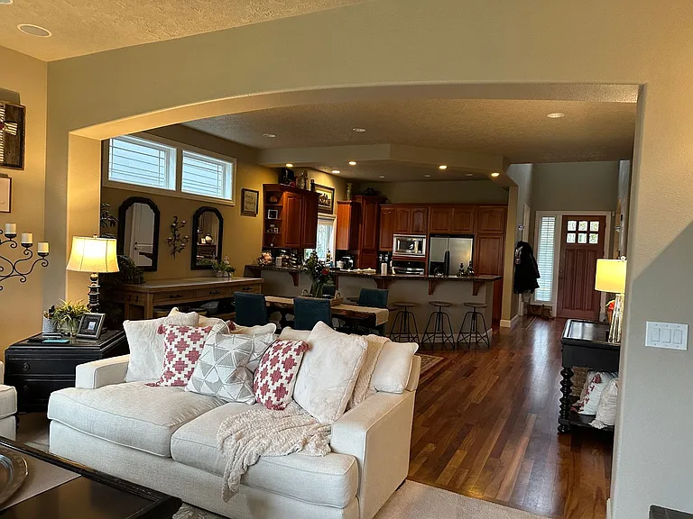 788 Tukwila Dr — Photo 12