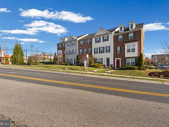 3rd image of 8853 Delegge Rd