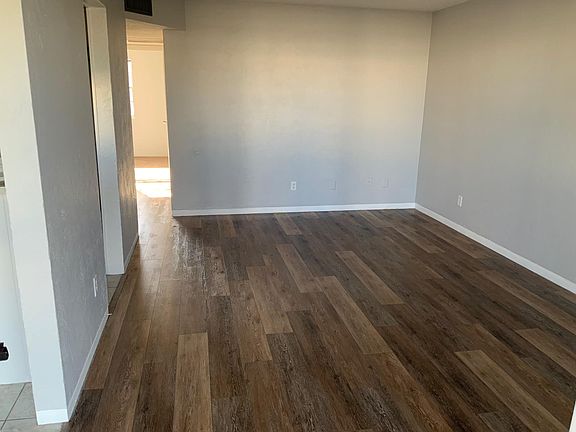 2nd image of 2417 N Oleander Ave #3