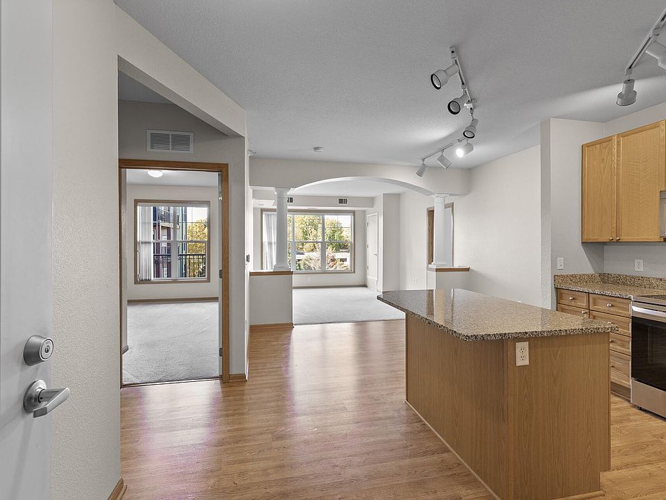 1st image of 1800 Graham Ave Unit 330