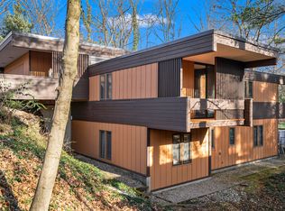 2519 Sheffield Dr, Kalamazoo, MI 49008