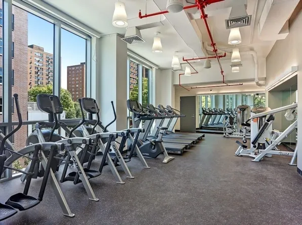 180 Myrtle Avenue image 6 of 16