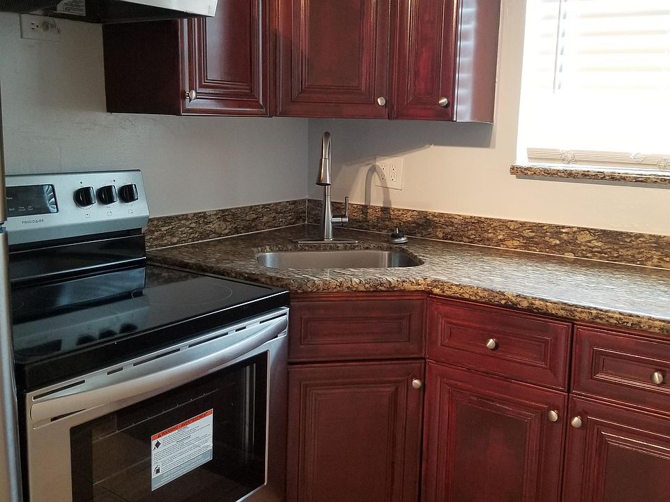1st image of 5661 SW 36th Ct APT 101