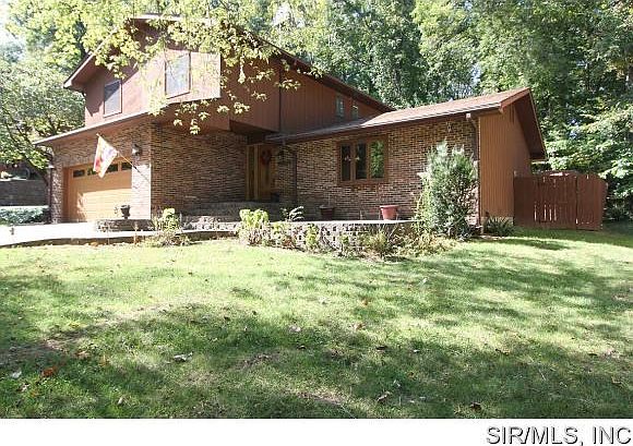 233 Clearwater Drive