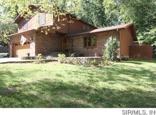 233 Clearwater Dr, Belleville, IL