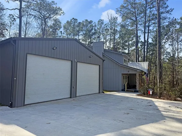 140 Deodar Dr, Brookeland, TX 75931