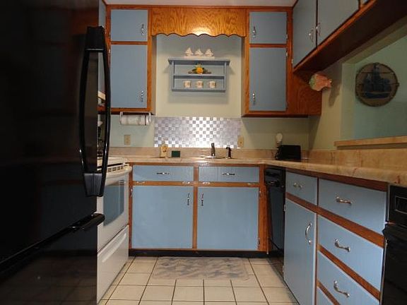 5th image of 903 NW Avenue A Unit 11