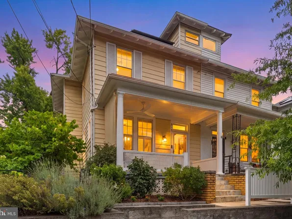 617 Fern Pl NW, Washington, DC 20012