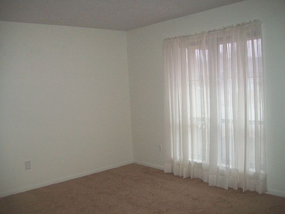 3rd image of 3108 Allister Dr