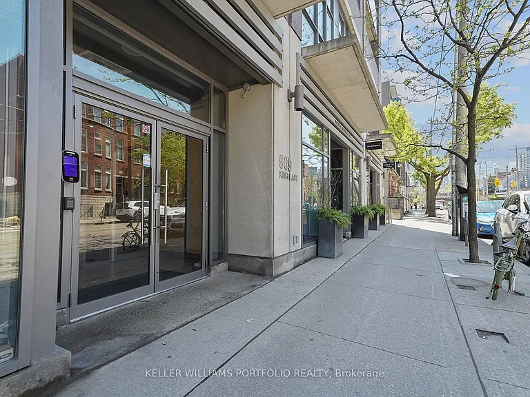 569 King St E #407 — Photo 35