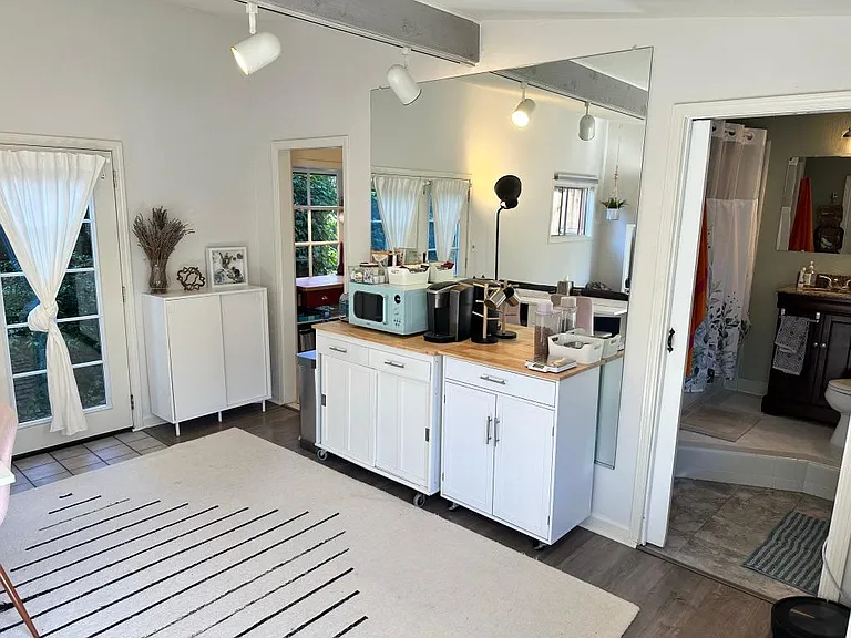 872 Coleman Ave — Photo 4