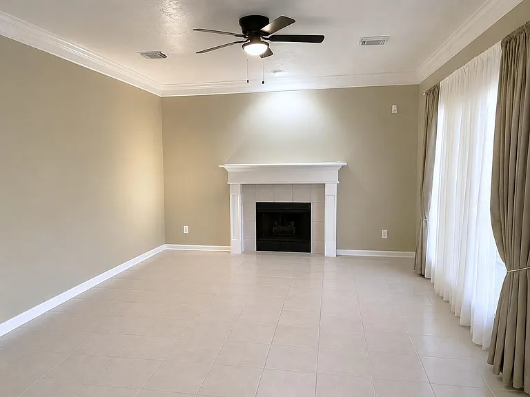 24210 Schivener House Ln — Photo 8