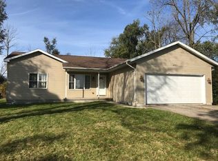 N2419 Mariondale Rd, Burlington, WI 53105