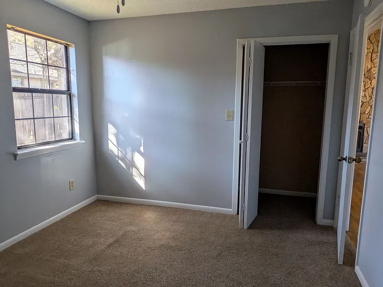 240 Tallulah Trl — Photo 14