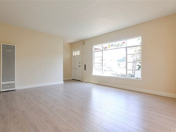 5th image of 1027 Kornblum Ave