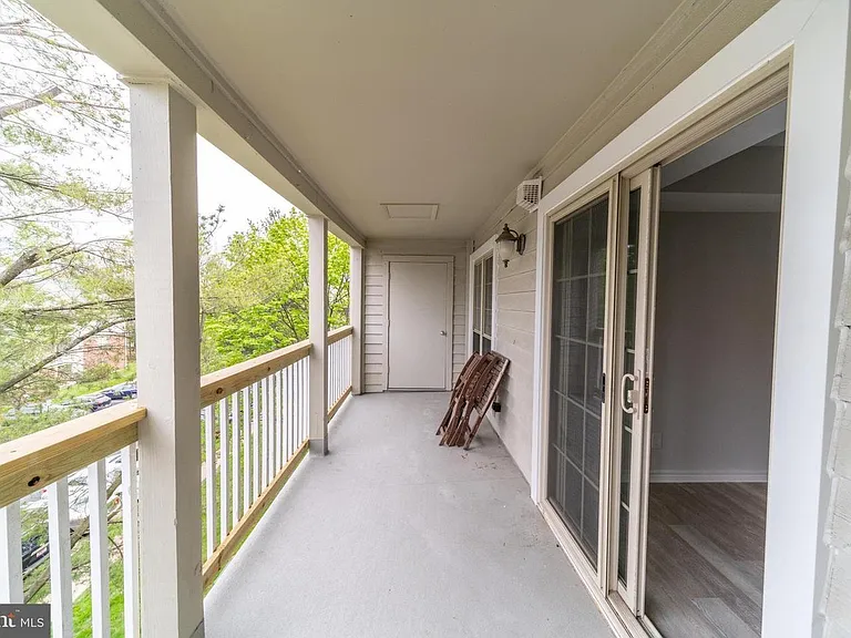 3920 Penderview Dr — Photo 14