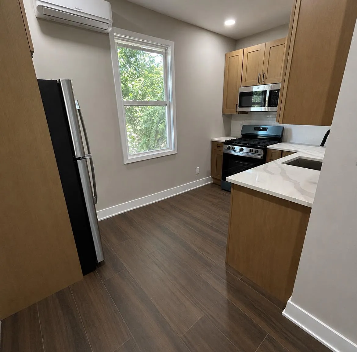 Studio, 580 sqft, $1,500 — Photo 1