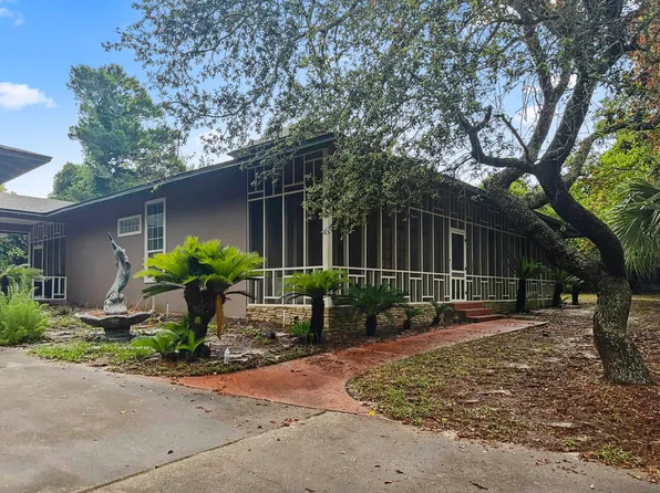 216 Sundial St, Panama City Beach, FL 32413