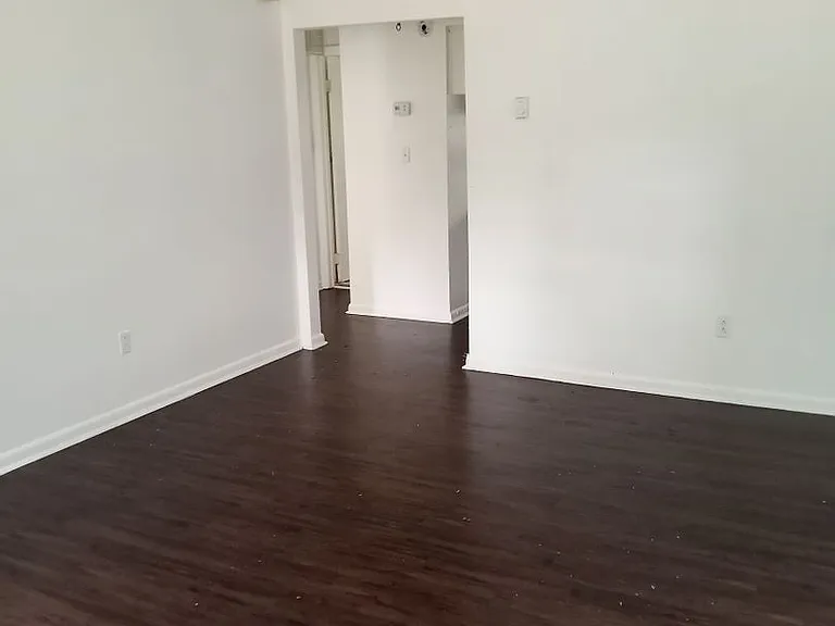 1346 Strand St — Photo 19