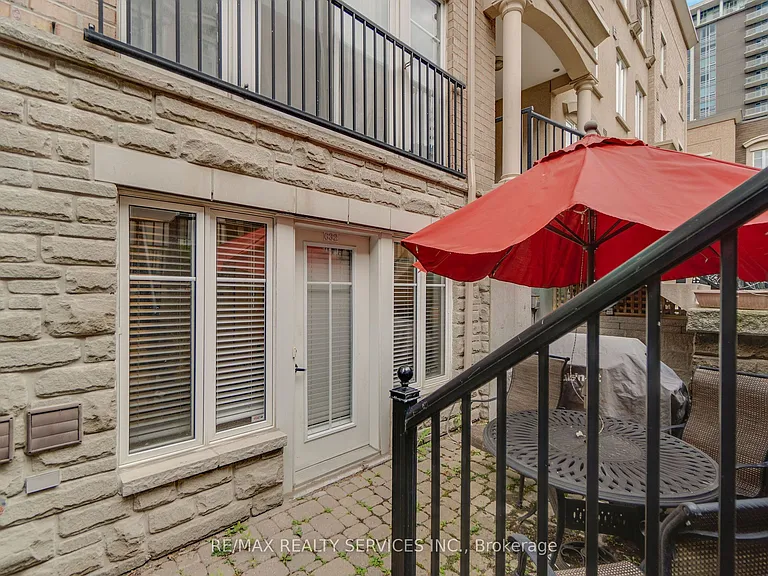 38 Western Battery Rd #632 — Photo 17