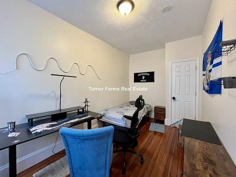 114 Thornton St #1 — Photo 18