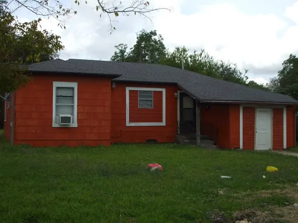 5225 Landry Dr, Port Arthur, TX 77642