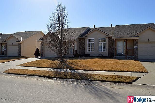1st image of 6712 S 165th Ave