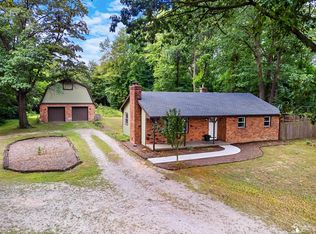 6505 Clover Ln, Lambertville, MI 48144