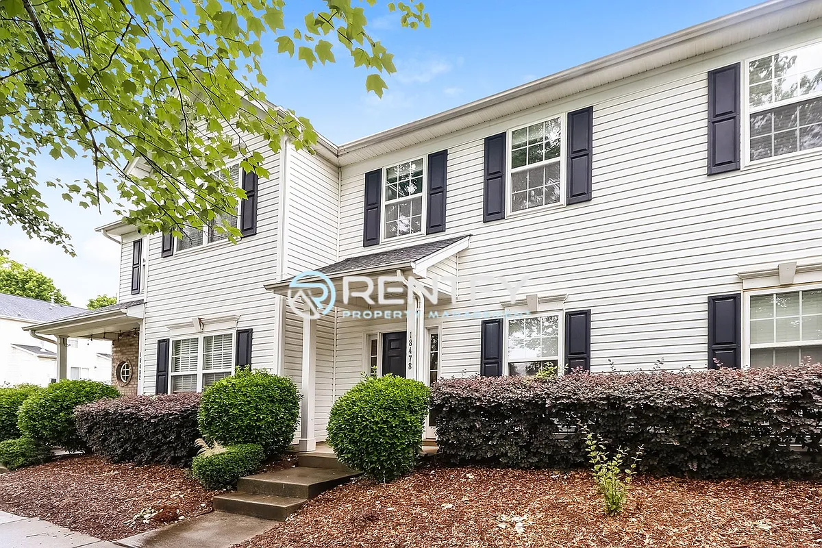 Building Photo - 18478 Streamline Ct