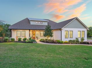 16635 Windy Ryon Rd, College Station, TX 77845