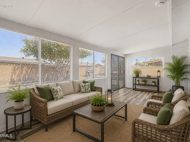 6536 W Turney Ave — Photo 36