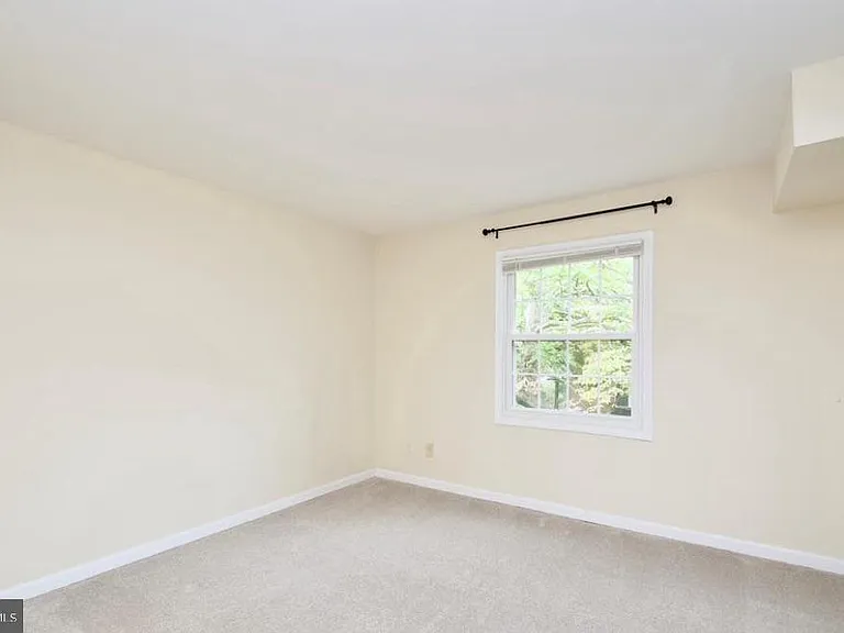 5911 Prince James Dr #G — Photo 8