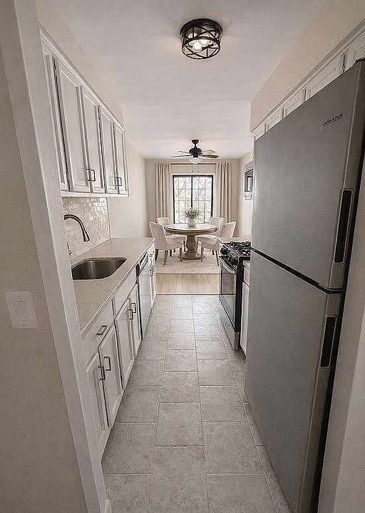 1st image of 2 Elmwood Park Dr APT 224