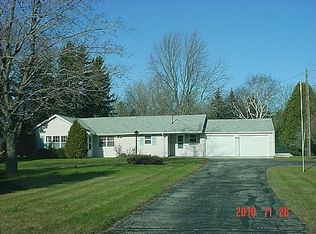 1606 Crystal Springs Rd, Two Rivers, WI 54241