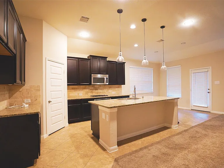 3303 Windsor Ranch Ln — Photo 14