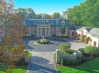 55 E Onwentsia Rd, Lake Forest, IL 60045