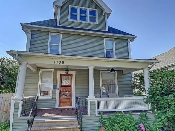 1739 B Ave NE, Cedar Rapids, IA 52402