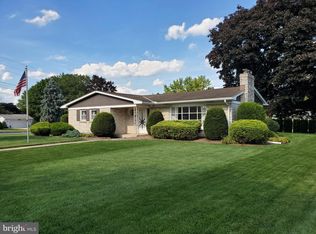 200 Plaza Dr, Palmyra, PA 17078